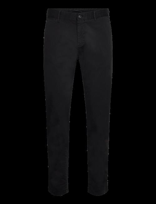 J. Lindeberg | M Chino | 48 x 32