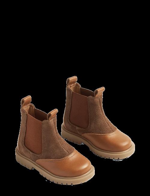 Wheat | Chelsea Kana | 33