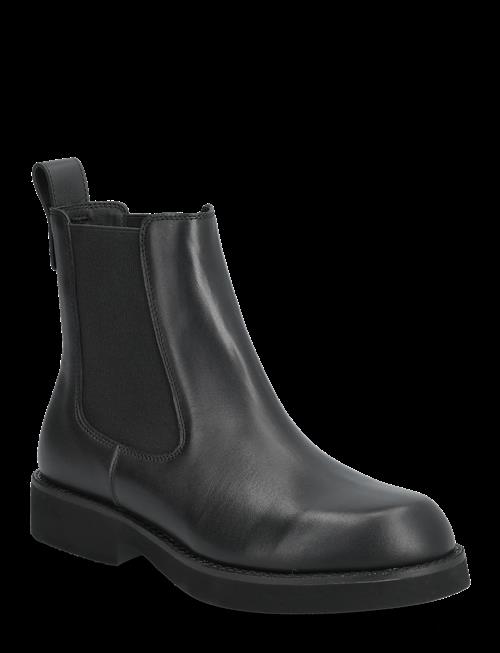 BOSS | Eleri_Chbootie_C | 38