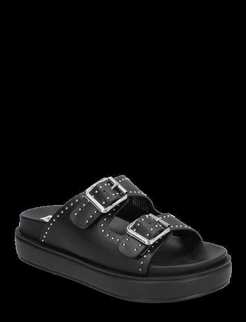 Steve Madden | Freelance Slides | 39