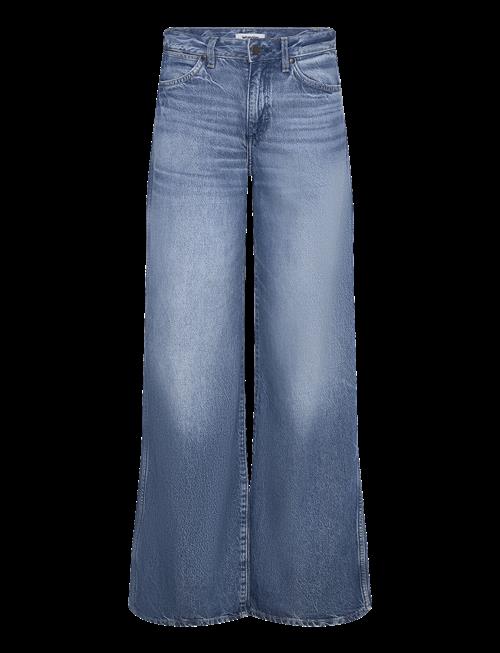 Wrangler | World Wide | 28 x 32