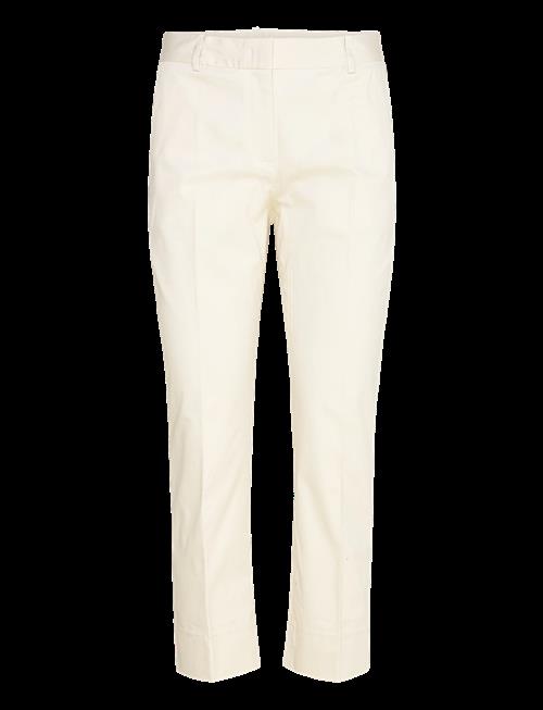 BOSS | Tapria-Crop2 | 36