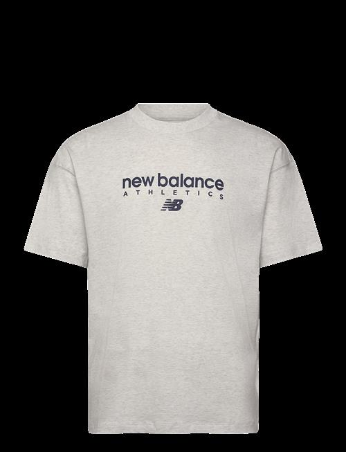 New Balance | Linear Graphic T-Shirt | XXL