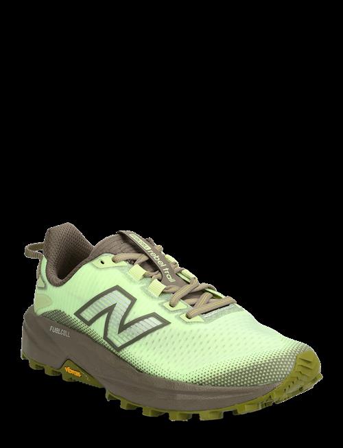 New Balance | New Balance Rebel Trail | 37.5