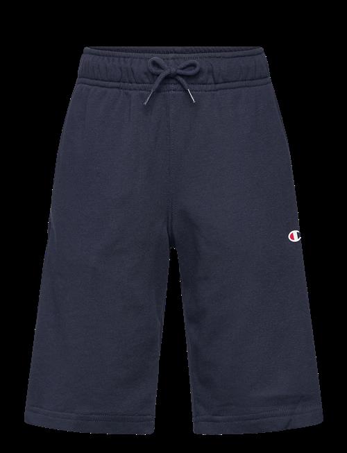 Champion | Bermuda | 152