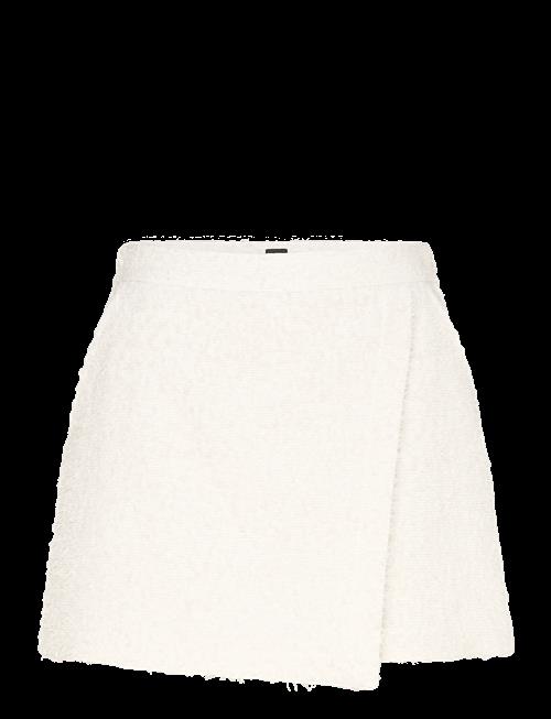 BOSS | Tincana | 40