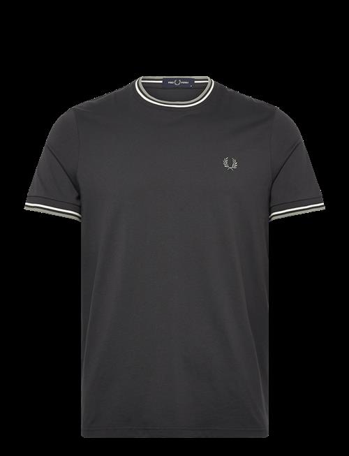 Fred Perry | Twin Tipped T-Shirt | L