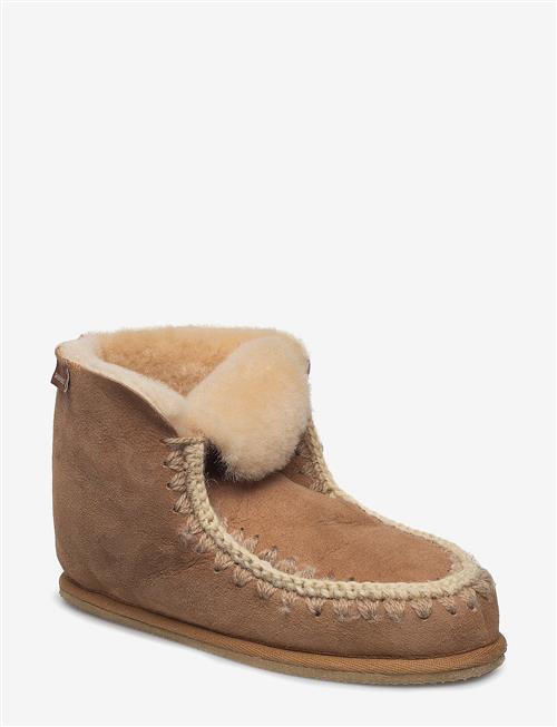 Shepherd | Pia | 39