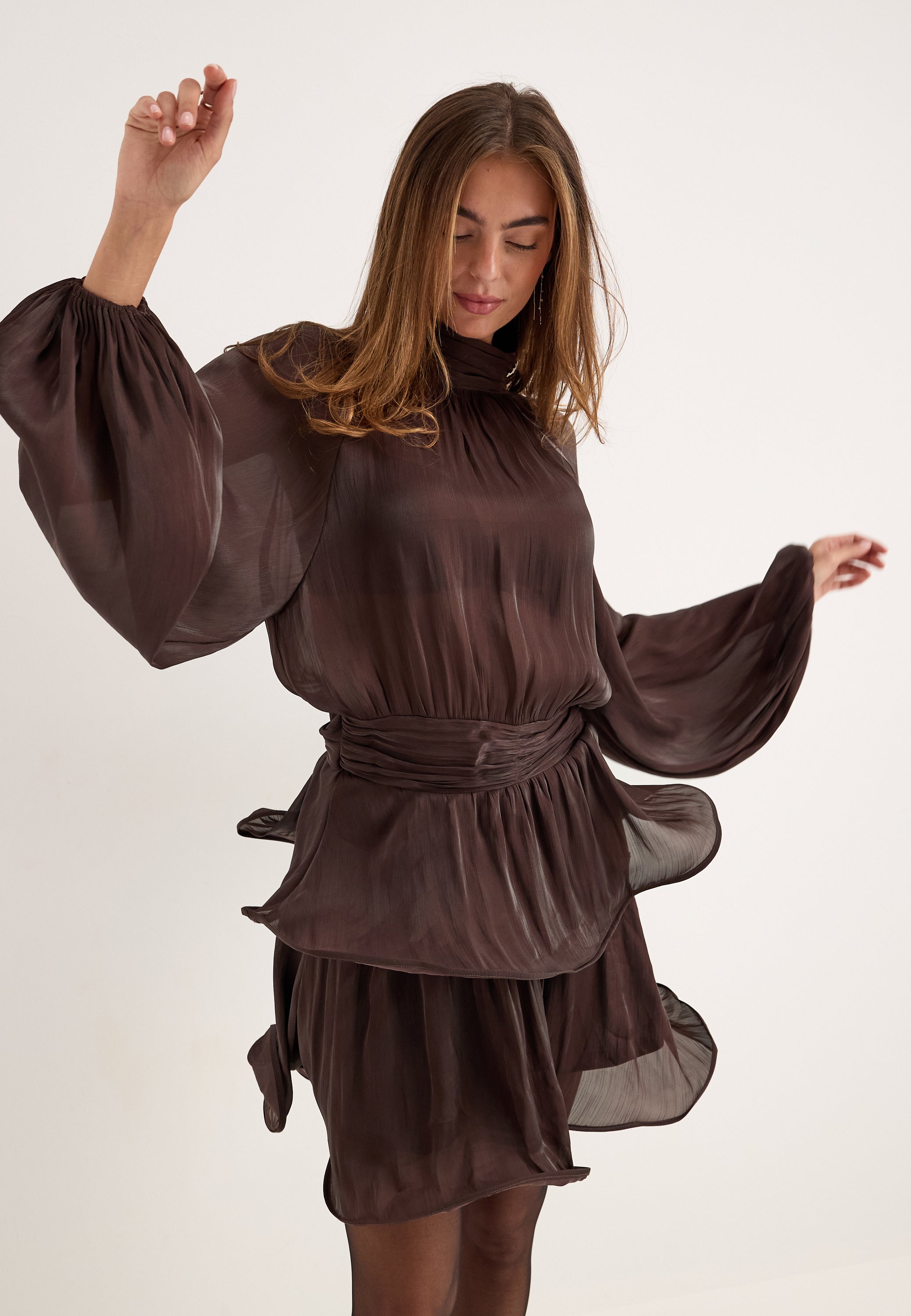 BUBBLEROOM OCCASION Balloon Sleeve Short Flounce Dress