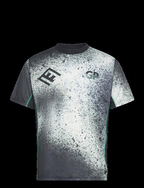 Garment Project | Technical Short Sleeved Tee - Black | S