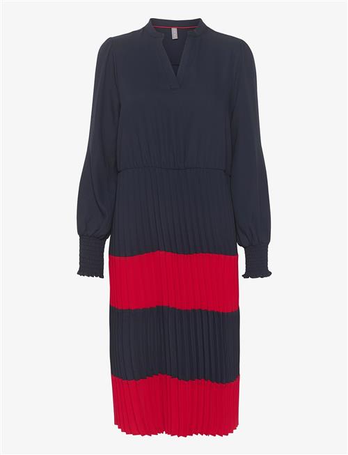 Culture | Cubetty Dress | L
