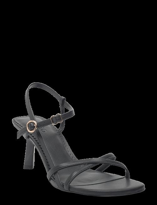 Se HUGO | Amaryl_Sandal70_Na | 36 hos Booztlet