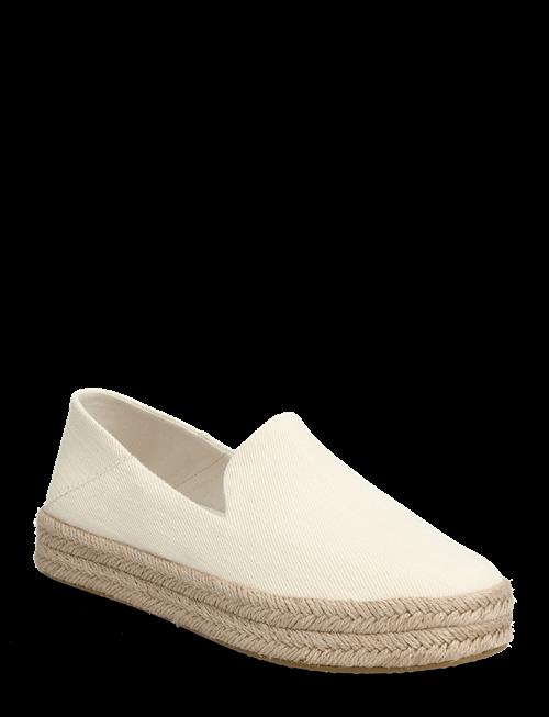 TOMS | Carolina | 41