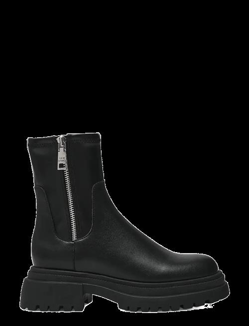 Steve Madden | Roadmap | 37