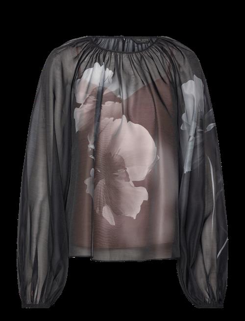 Ted Baker London | Plaaza | 40