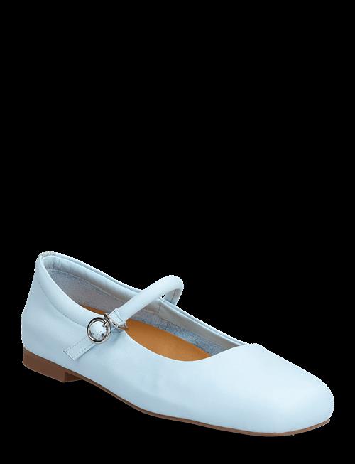 WODEN | Cathy L | 40
