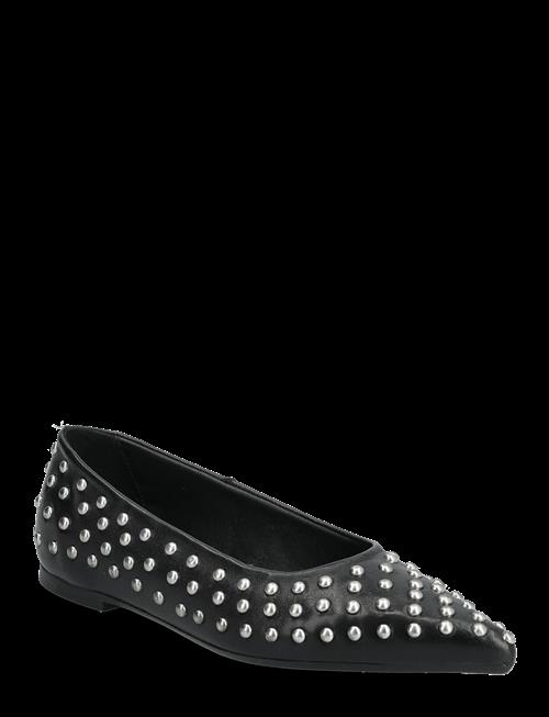 Pavement | Pareia Studs | 40