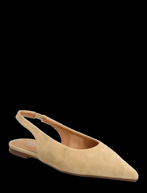 Pavement | Nita Suede | 37