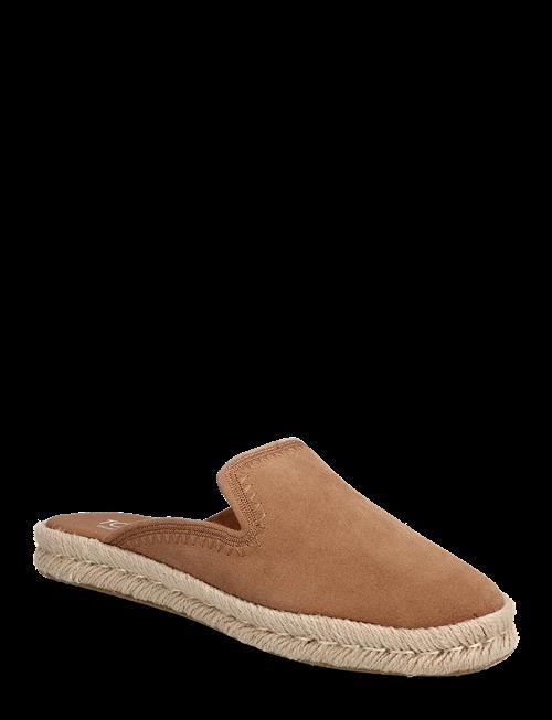 TOMS | Santiago Mule | 39