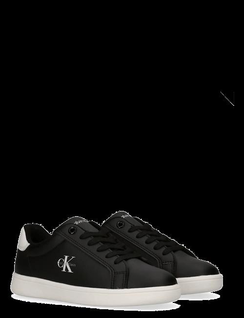 Calvin Klein | Calvin Klein Low Cut Lace-Up Sneaker | 32