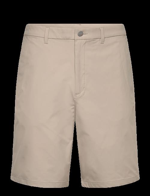 Calvin Klein | 9 In Straight Tech Stretch Short | 30