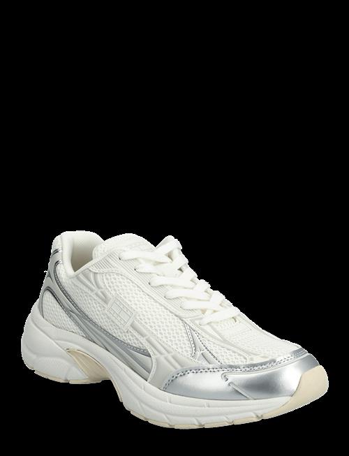Tommy Hilfiger | Archive 25 | 36