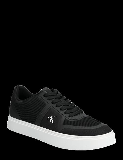 Calvin Klein | Classic Cups Laceup Knit | 42