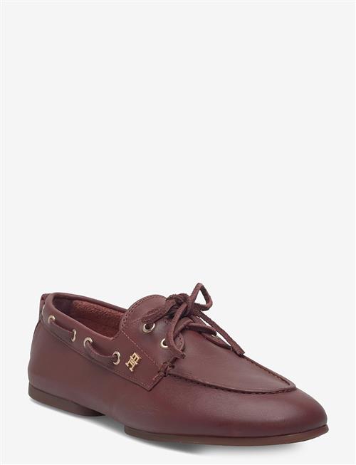 Tommy Hilfiger | Th Sleek Leather Boat Shoe | 36