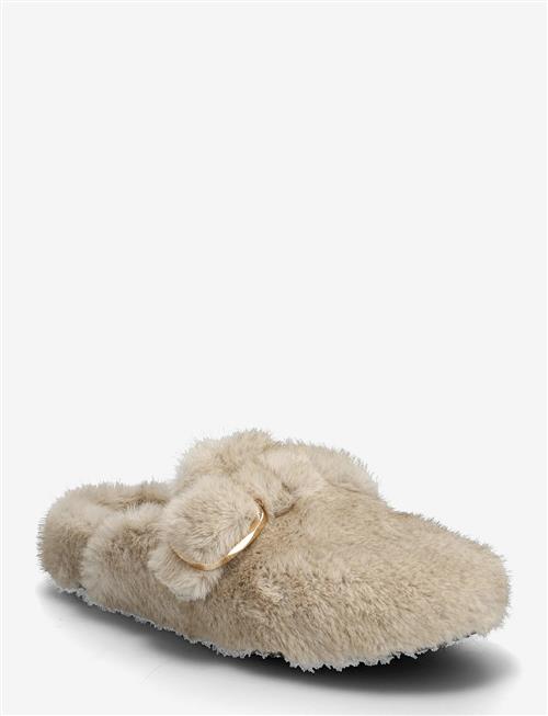 Steve Madden | Plushie | 41