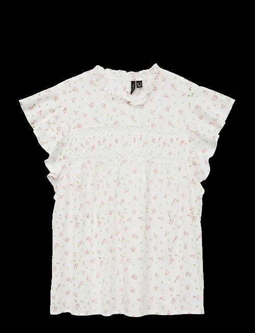 Vero Moda | Vmtrine Sl Lace Top Wvn Noos | XS