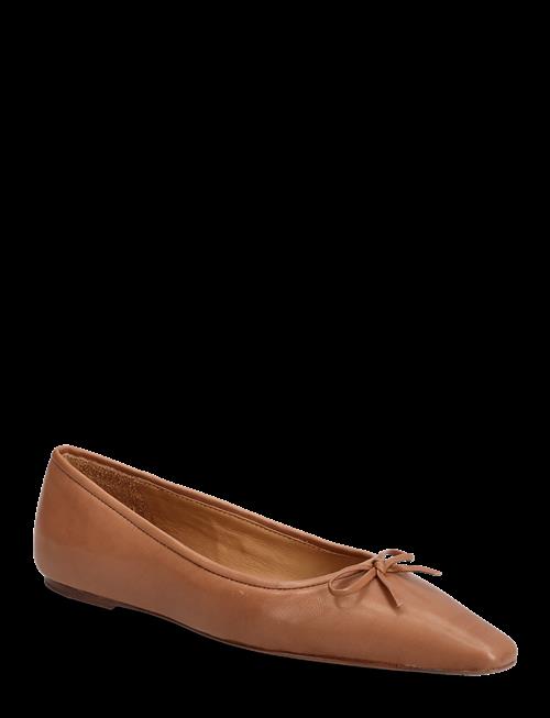 Polo Ralph Lauren | Pointed Leather Ballet Flat | 39