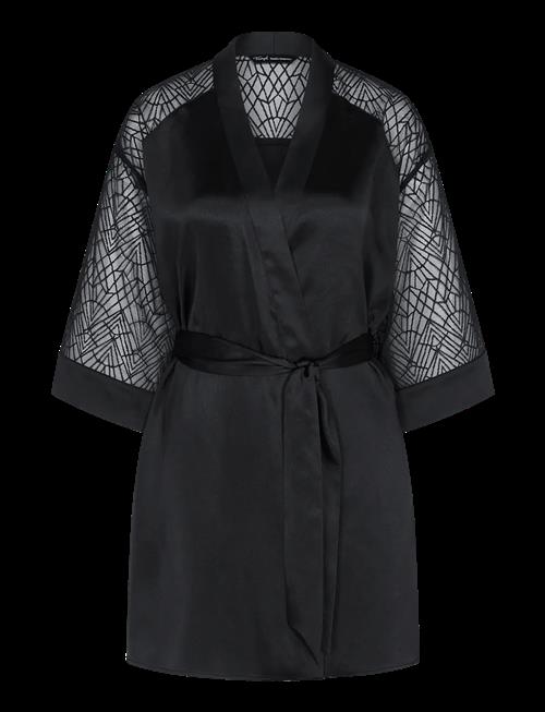 Triumph | A Weekend To Remember Robe | 44