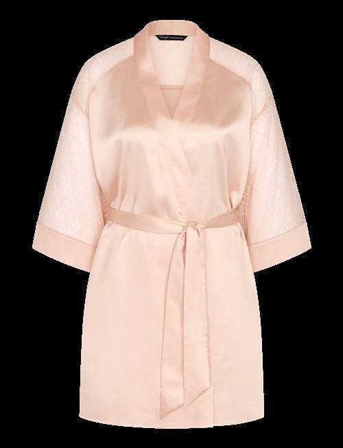 Triumph | A Weekend To Remember Robe | 46