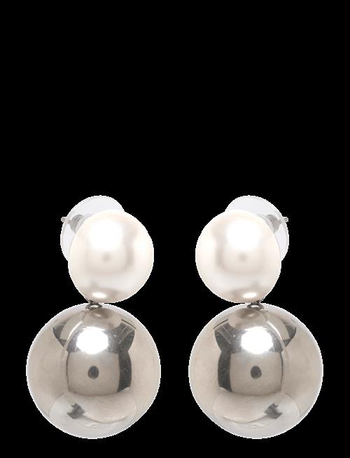 Bud To Rose | Pearl Globe Earring Silver | ONE SIZE