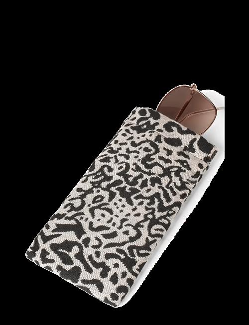 DAY ET | Day Snow Leo Eyewear Holder | ONE SIZE