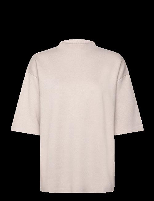 Urban Pioneers | Willa Top | S