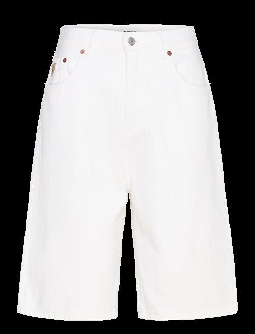 Lois Jeans | Camille Short | 25