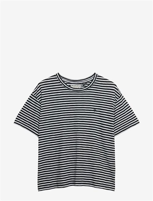 Superdry | Studios Crew Tee | 10