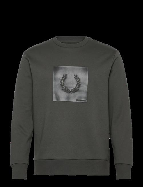 Se Fred Perry | Box Graphic Sweatshirt | S hos Booztlet