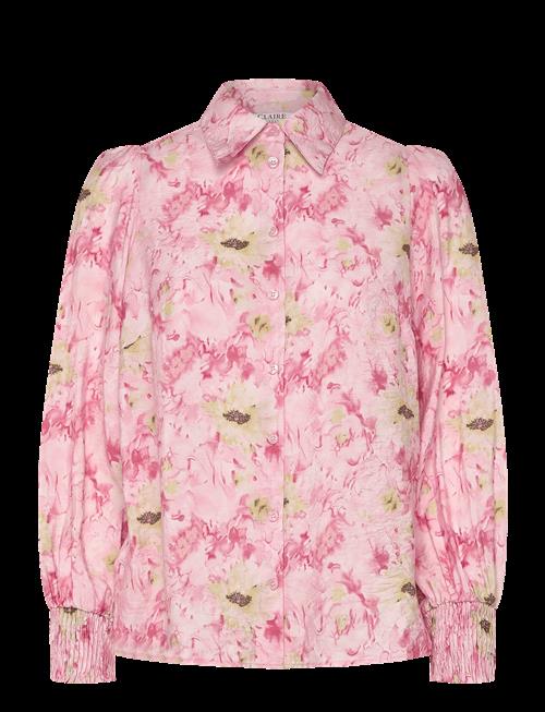 Claire Woman | Cwrhona | 36