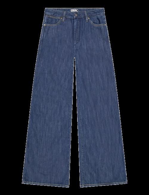 Wrangler | World Wide | 26 x 32