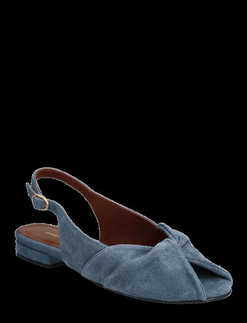 Anonymous Copenhagen | Magda 20 | 38