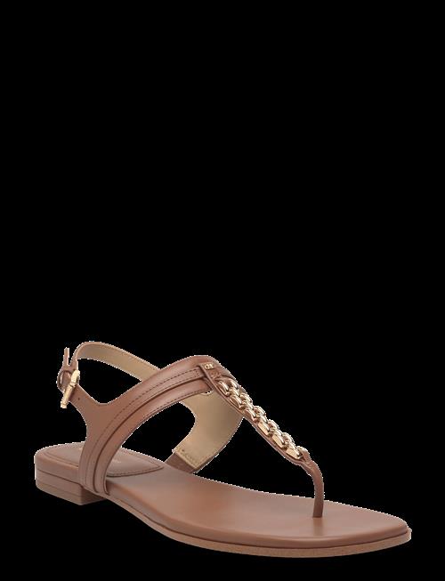 Michael Kors | Flat | 42