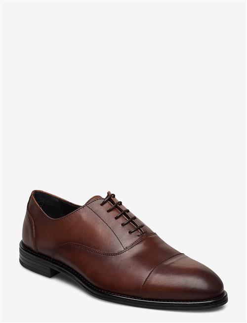Tiger of Sweden | Lathan | 40 x 40