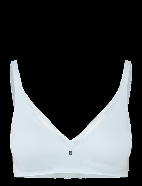 Se Triumph | True Shape Sensation T N01 | E x 70 hos Booztlet