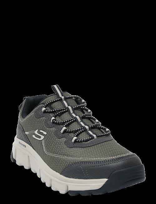 Skechers | Summits At Triple Bridges | 41