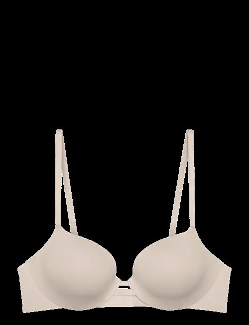 Triumph | Body Make-Up Illusion Whp Ex | E x 80