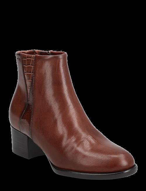 Tamaris | Women Boots | 37
