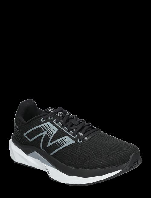 New Balance | New Balance Fuelcell Propel V5 | 40