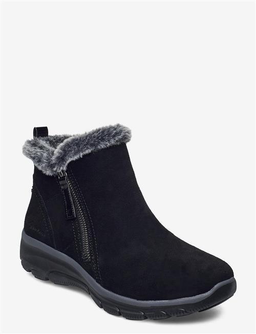Skechers | Easy Going High Zip | 37